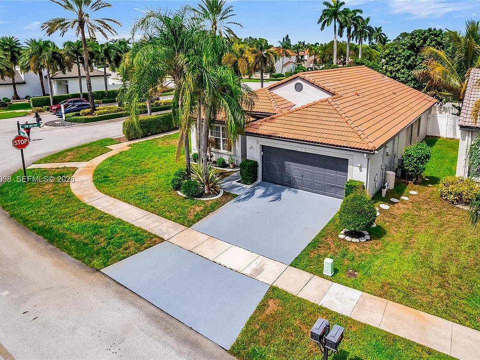 1st image of 17971 SW 12th Ct