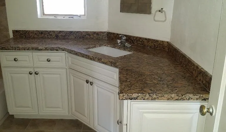 340 E Virginia Circle bathroom