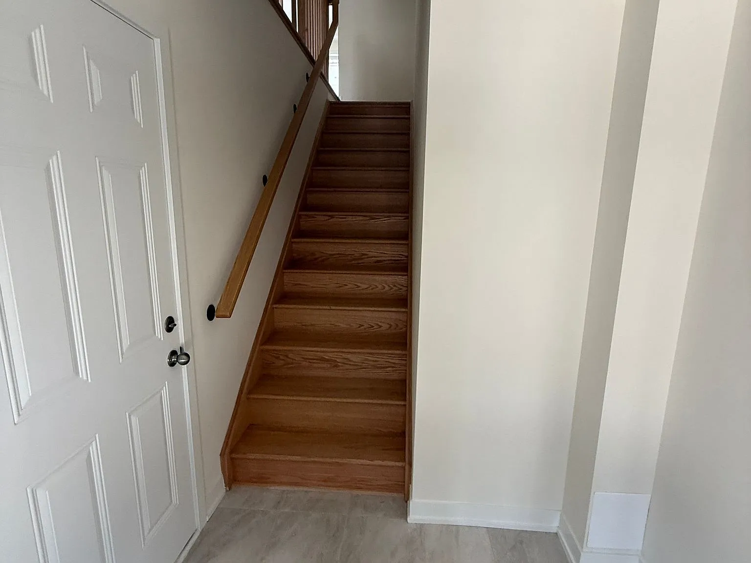 3 bed, $3,000 — Photo 2