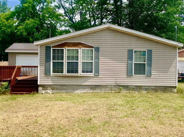 10419 Hunters Trl, Lake, MI 48632