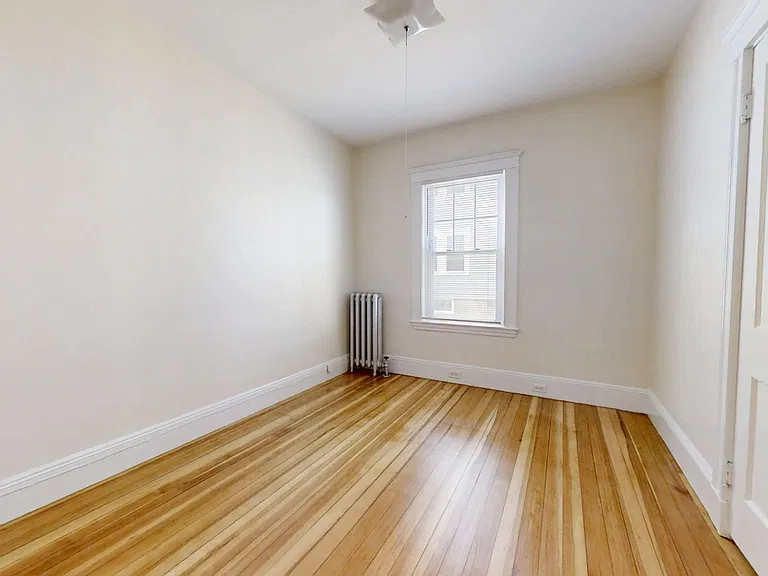11-13 Clyde Rd #11 — Photo 5