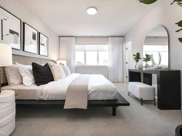 19767 NE 45th St SE, Calgary, AB T3M 2Z1