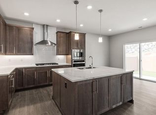20631 63rd Ave W, Lynnwood, WA 98036