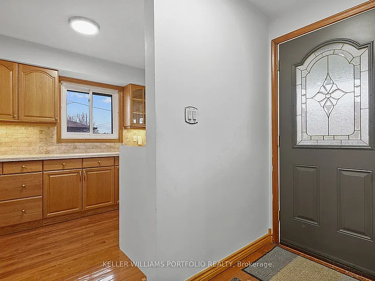 68 Athabasca St — Photo 7