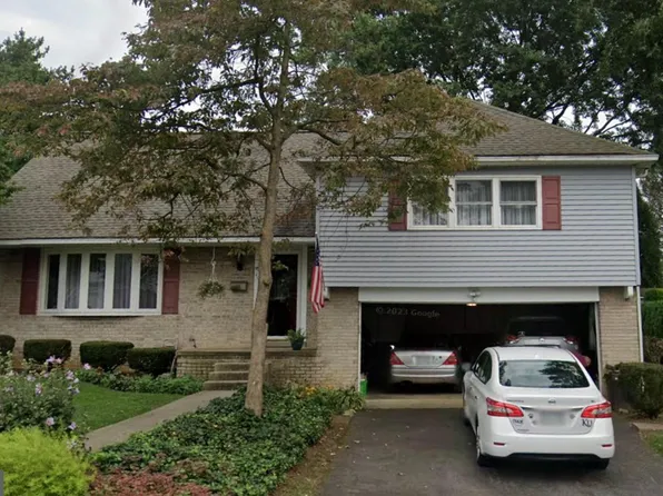 10 Kevin Ct, Wyomissing, PA 19610