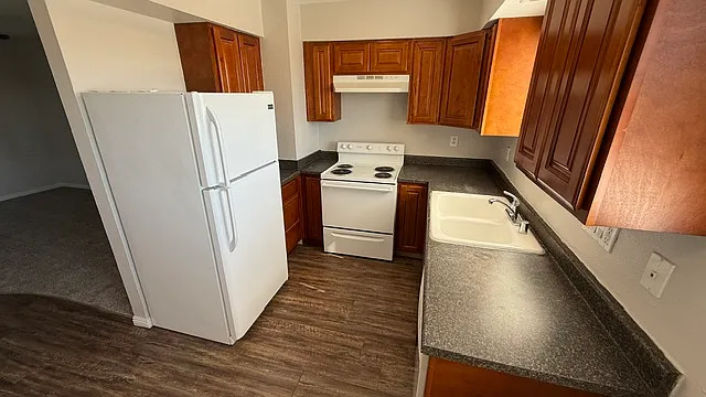 2257 N Meridian Ave #204 — Photo 6