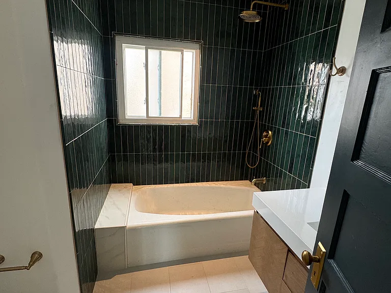 3807 Arnold Ave — Photo 4