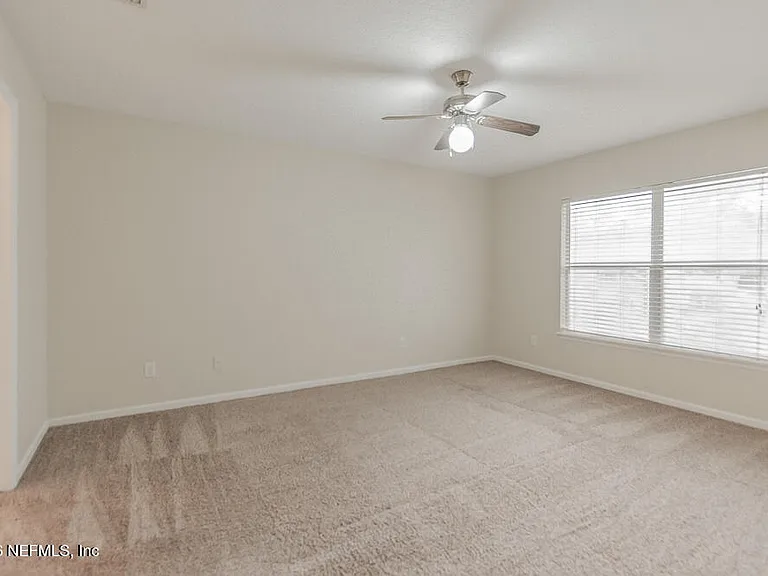 684 Sid Dr — Photo 31
