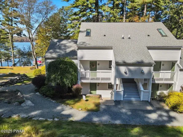 605 Waterview Ln #39, Greentown, PA 18426