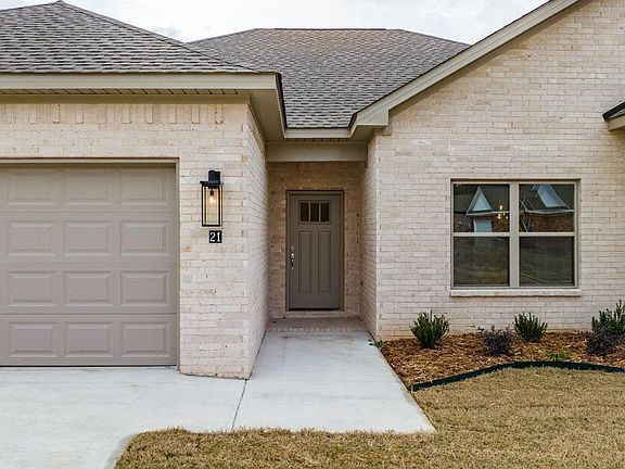 3rd image of 21 Lewis Loop