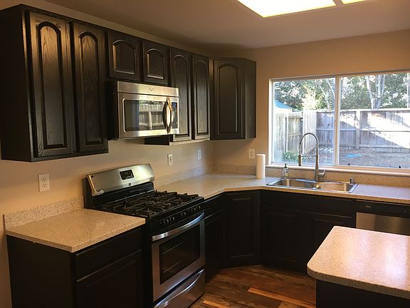 2nd image of 733 Lask Dr