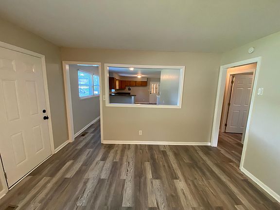 4th image of 7025 Yorkshire Dr
