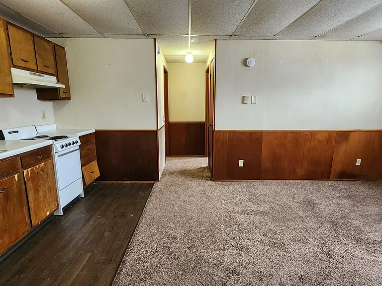 820 Broadway Ave N #102 — Photo 3