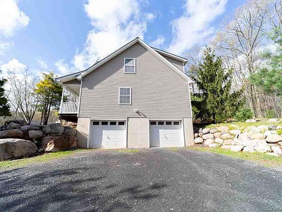 5th image of 6 Stonybrook Road