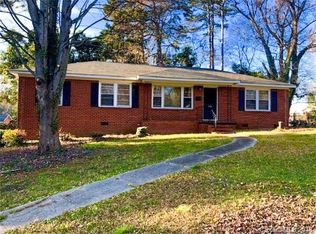 4919 Raymond Pl, Charlotte, NC 28205