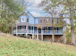 904 Scarlet Trce NE, Kennesaw, GA 30144