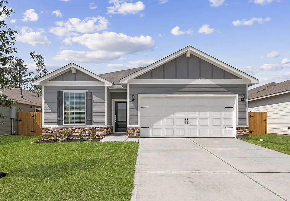 15492 Maple Terrace Dr