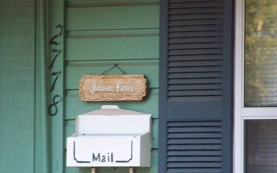 2nd image of 2778 Amherst St