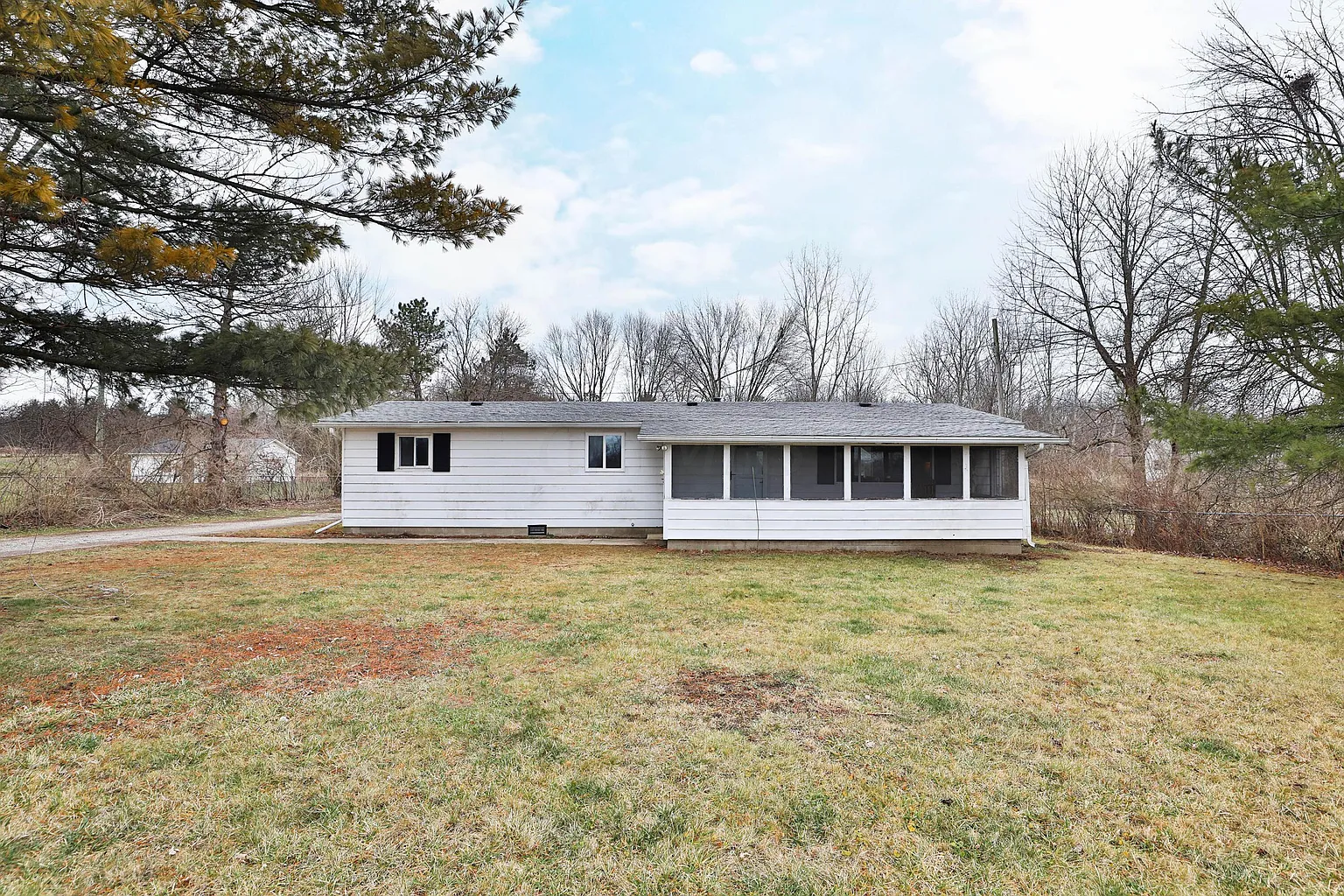 9696 Ketch Rd photo 1