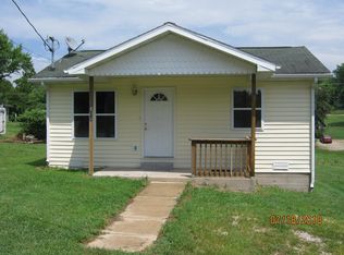 105 Short St, Crocker, MO 65452