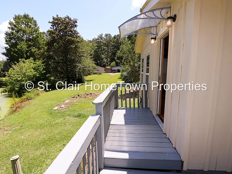 140 Sunset Dr — Photo 4