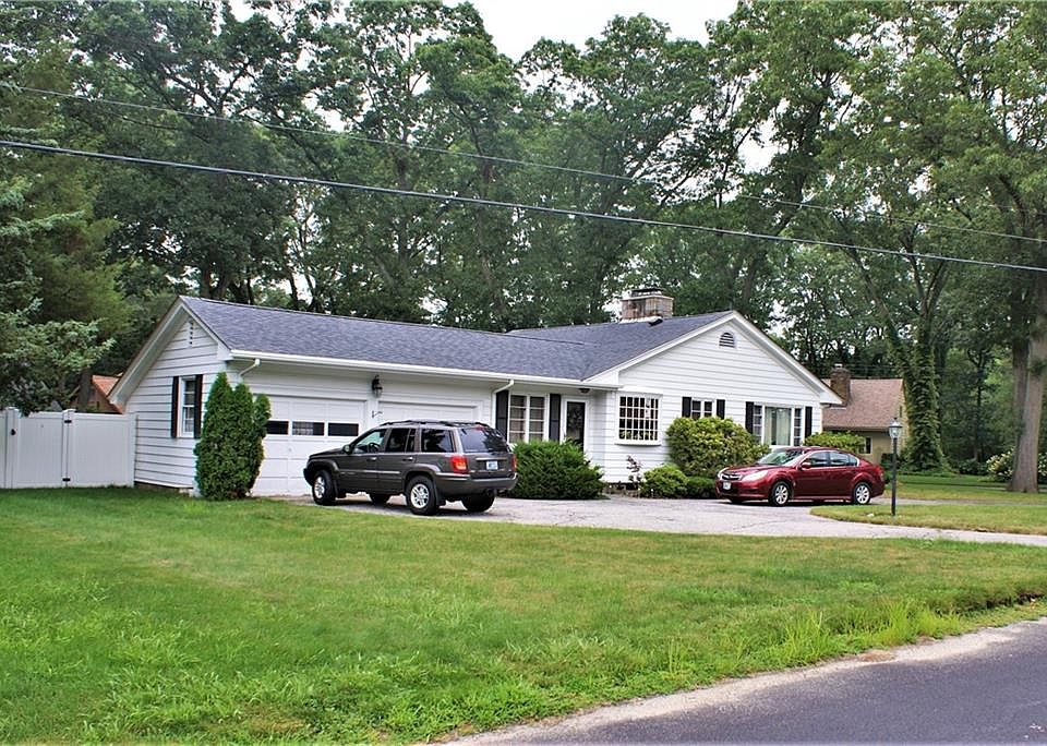 108 Squantum Dr, Warwick, RI 02888 Zillow
