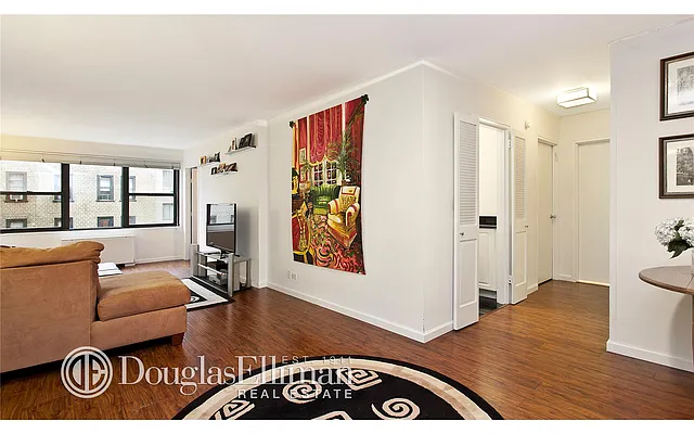 Sold by Douglas Elliman | media 14