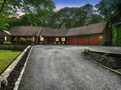 2 Spinney Ln, North Kingstown, RI, 02852
