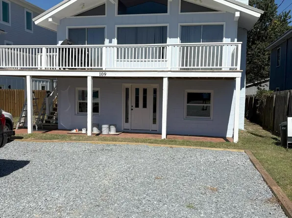 109 Broadview Lane, Hampstead, NC 28443