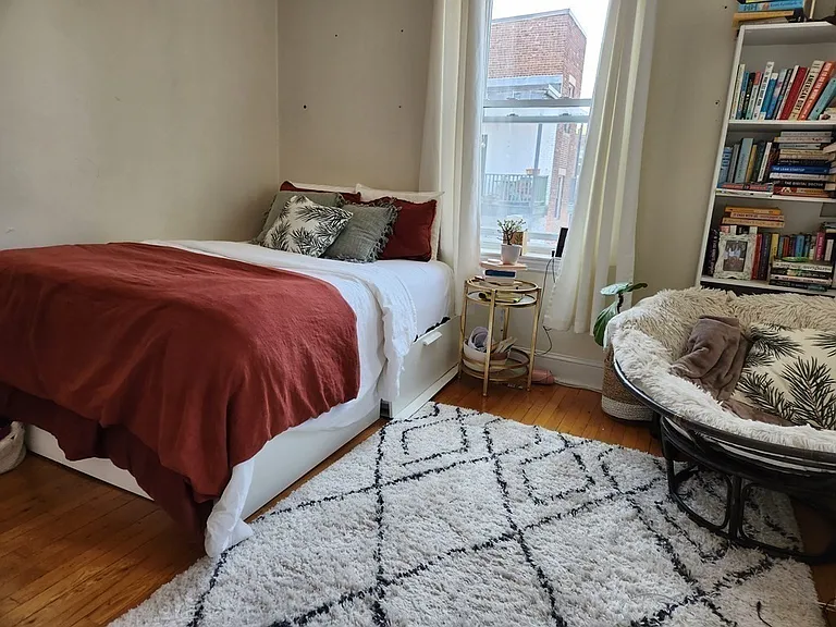 55 Thatcher St #6 — Photo 24