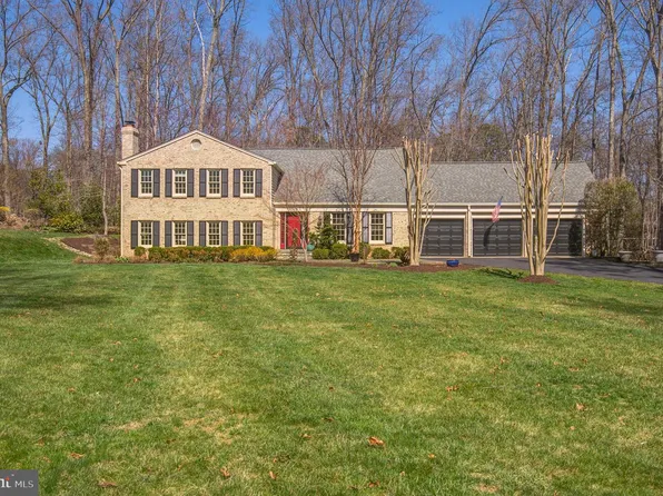 11006 Raccoon Ridge Ct, Reston, VA 20191