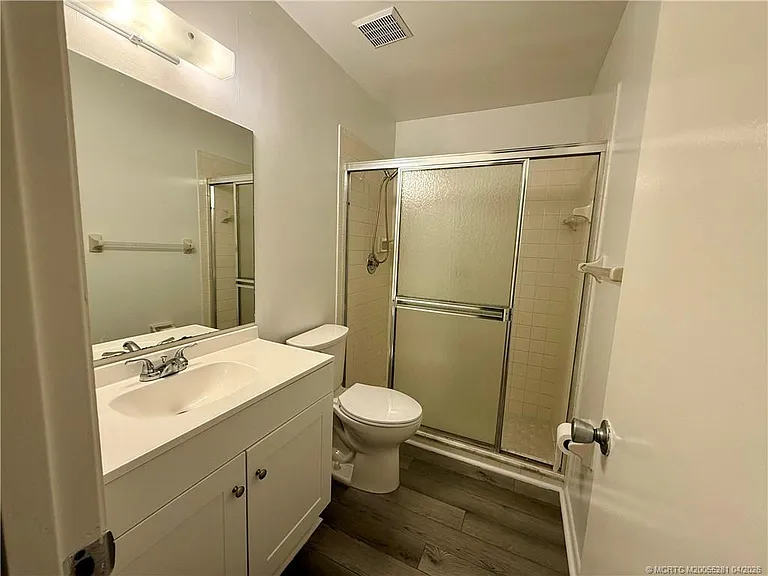 8005 SE Villa Cir — Photo 12