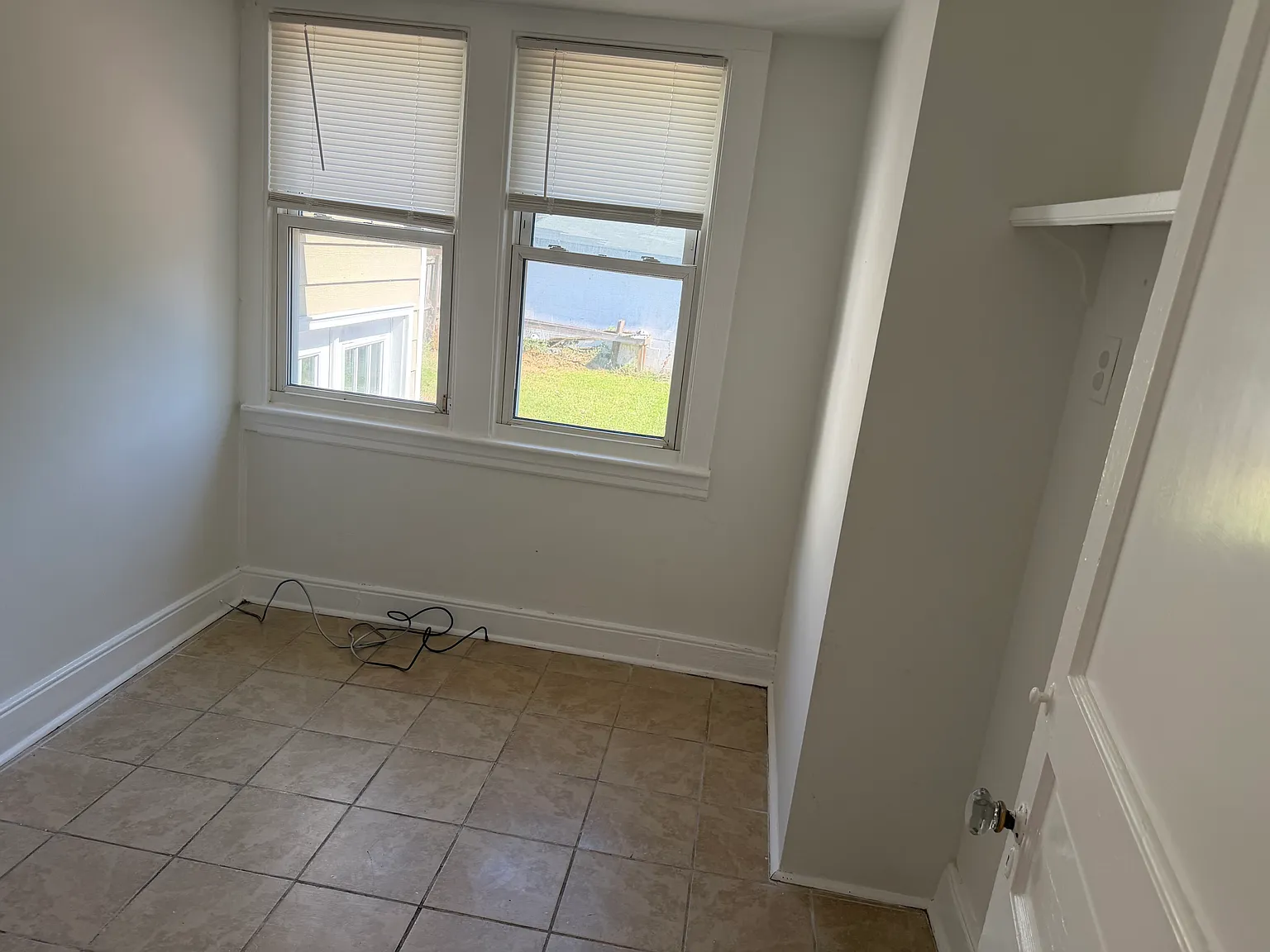3301 Delaware Ave — Photo 3
