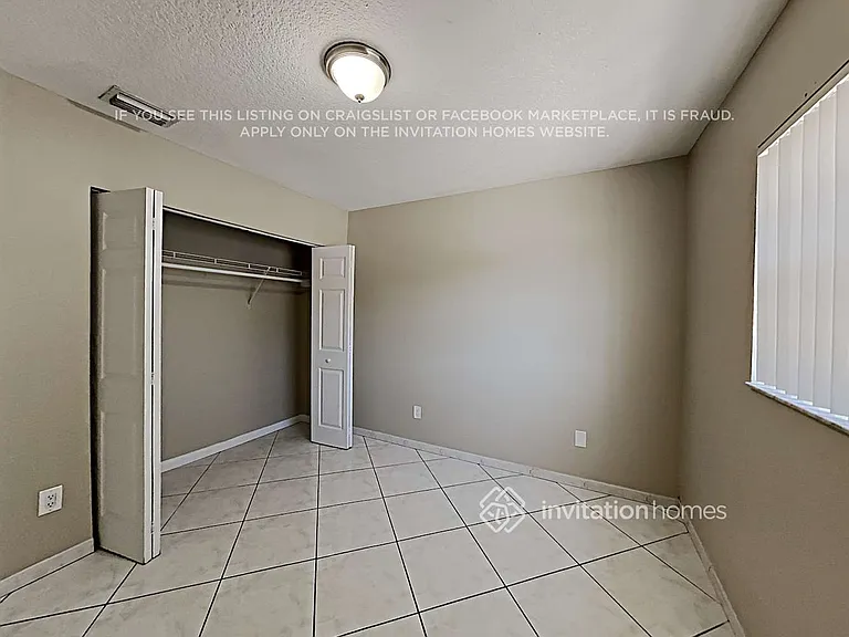 2124 W 54th St — Photo 12