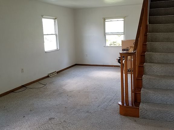 4th image of 1911 Gay Ave