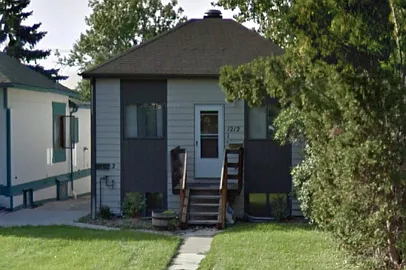 2 bed, 1.0 bath, 888 sqft, $1,050 — Photo 1