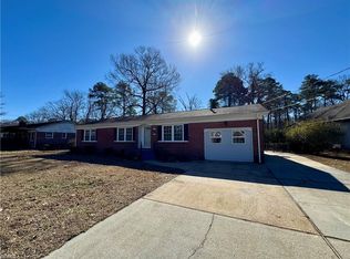 4237 Woodland Dr, Chesapeake, VA 23321