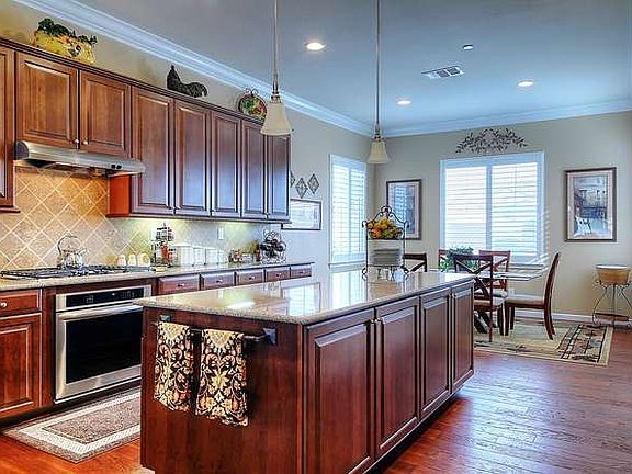 4th image of 2681 Bellchase Dr