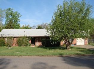 112 Hardesty Dr, Shawnee, OK 74804