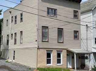 584 Crane St, Schenectady, NY