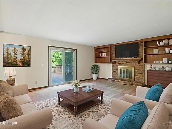 5th image of 9647 Friar Tuck Dr