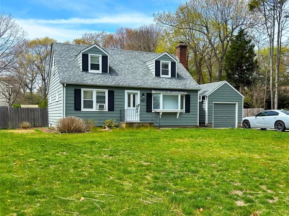 40 Public Road, Hauppauge, NY 11788