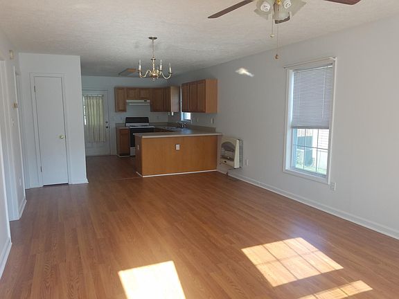 4th image of 47 Cypress Villa Ln