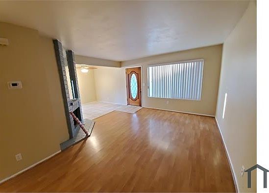 3rd image of 834 Sparrow Ln #28