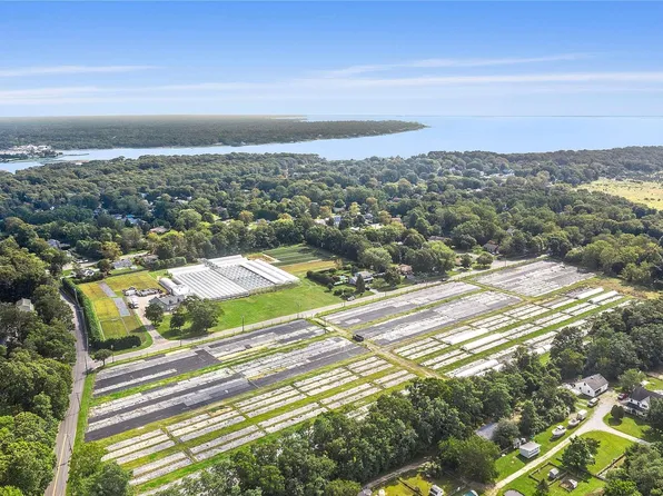 Evergreen Avenue, East Moriches, NY 11940
