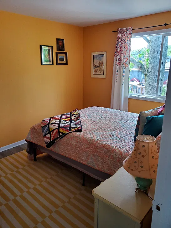 2 bed, 920 sqft, $1,200 — Photo 1