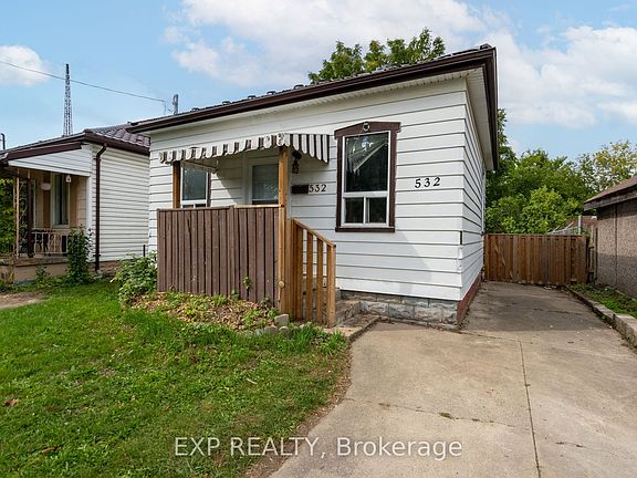 3rd image of 532 Nelson St