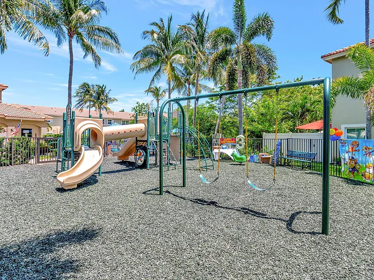 103 Monterey Bay Dr — Photo 43