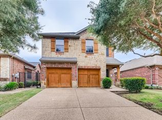 1057 Kaylie St, Grand Prairie, TX 75052