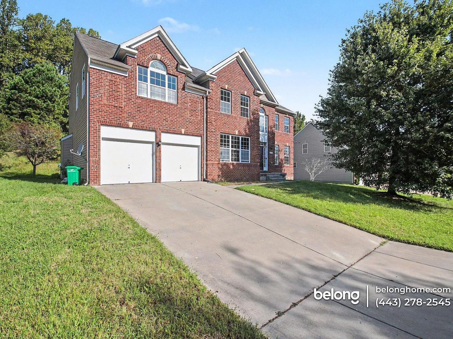 5 bed, 4.5 bath, 4473 sqft, $4,025 — Photo 2